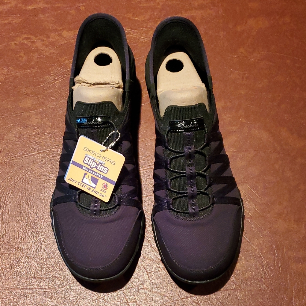 Skechers Black Hands Free Slip-ins Shoes NWT Size 10 Women's